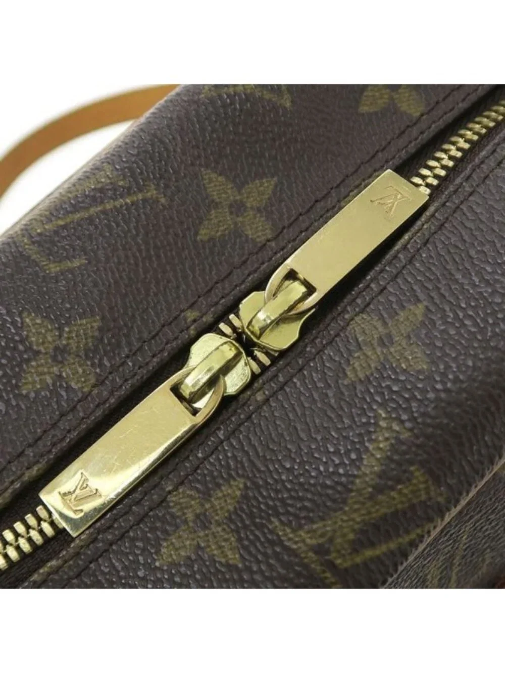 Louis Vuitton Monogram Cite MM Wallet